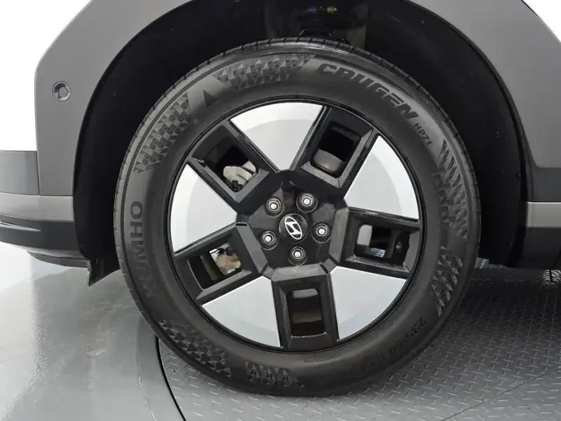 2024 Hyundai Santa Fe с пробегом 30 805 км
