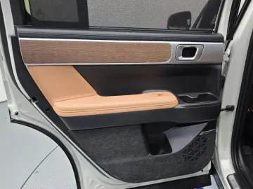 2025 Hyundai Santa Fe с пробегом 9 581 км