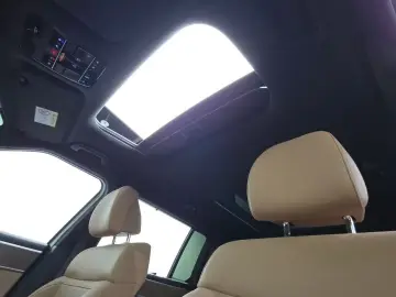2025 Hyundai Santa Fe с пробегом 9 581 км