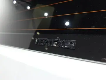 2025 Hyundai Santa Fe с пробегом 9 581 км