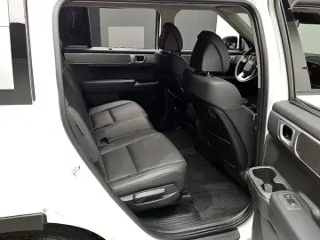 2023 Hyundai Santa Fe с пробегом 30 313 км