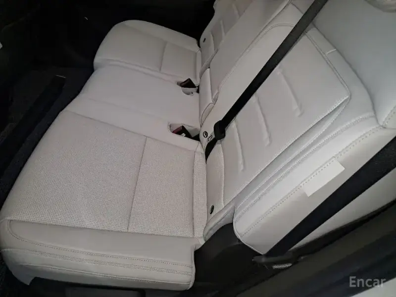 2024 Hyundai Santa Fe с пробегом 21 346 км