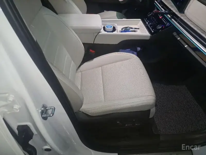 2024 Hyundai Santa Fe с пробегом 21 346 км