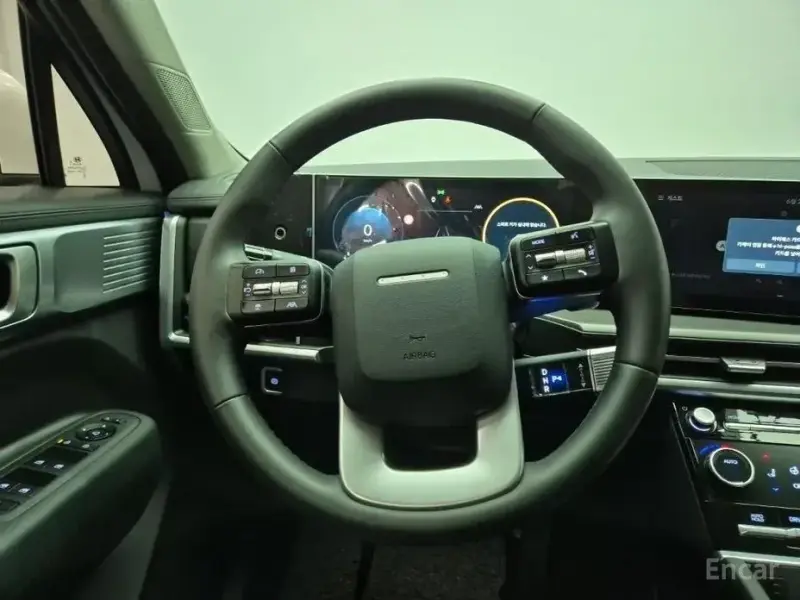 2024 Hyundai Santa Fe с пробегом 13 286 км