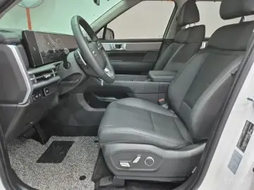 2024 Hyundai Santa Fe с пробегом 13 286 км