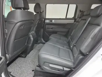 2024 Hyundai Santa Fe с пробегом 13 286 км