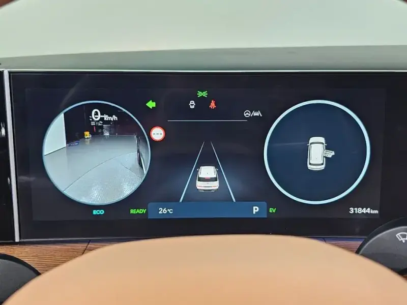 2024 Hyundai Santa Fe с пробегом 31 844 км