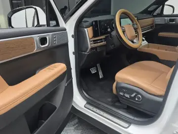 2023 Hyundai Santa Fe с пробегом 33 618 км