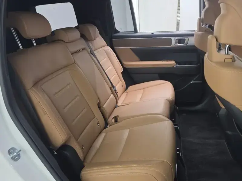 2023 Hyundai Santa Fe с пробегом 33 618 км