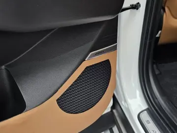 2025 Hyundai Santa Fe с пробегом 15 595 км