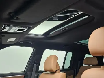 2025 Hyundai Santa Fe с пробегом 15 595 км