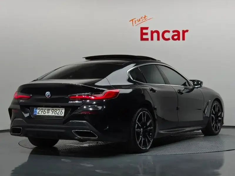 2022 BMW 8 серии с пробегом 51 173 км