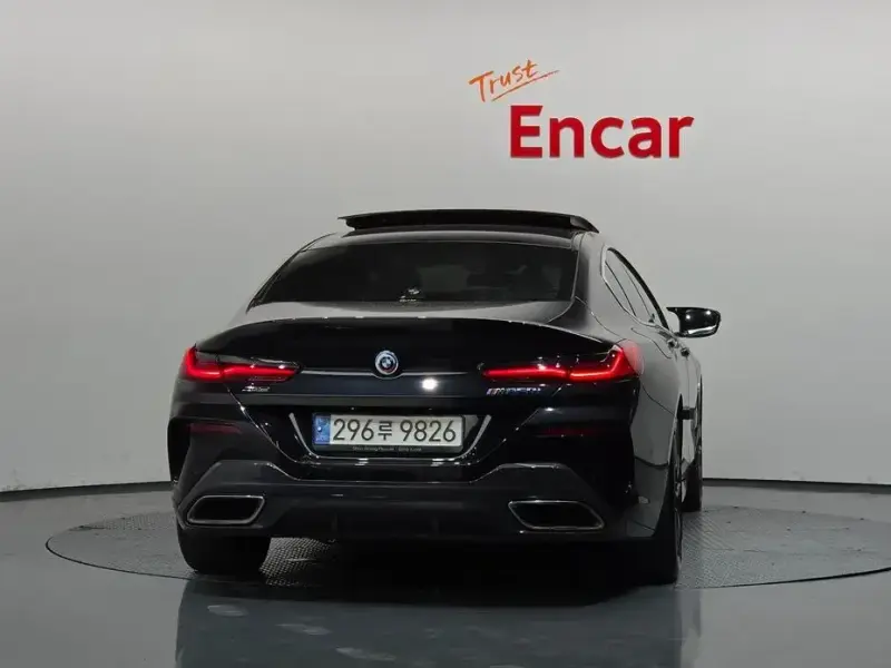 2022 BMW 8 серии с пробегом 51 173 км