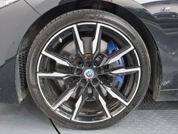 2022 BMW 8 серии с пробегом 51 173 км