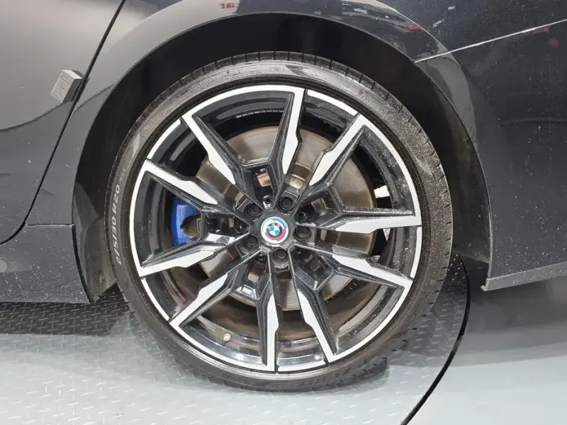 2022 BMW 8 серии с пробегом 51 173 км