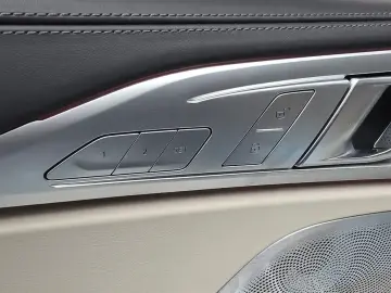 2022 BMW 8 серии с пробегом 51 173 км