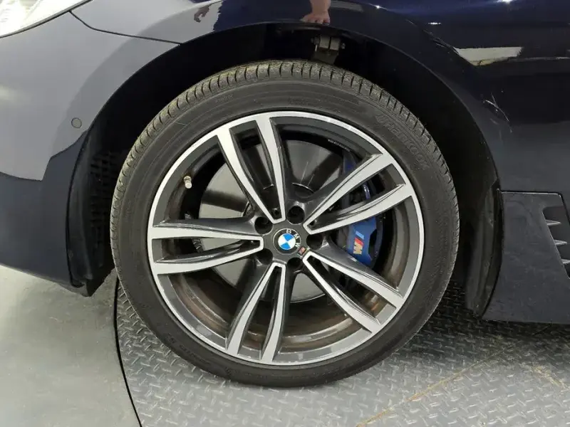 2021 BMW 6 серии с пробегом 123 917 км