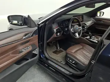 2021 BMW 6 серии с пробегом 123 917 км