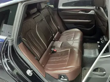 2021 BMW 6 серии с пробегом 123 917 км