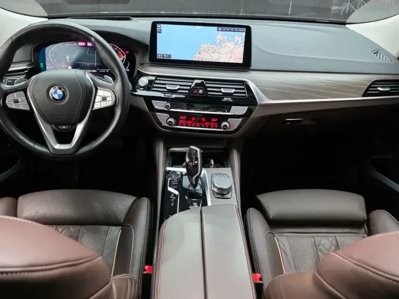 2023 BMW 6 серии с пробегом 97 921 км