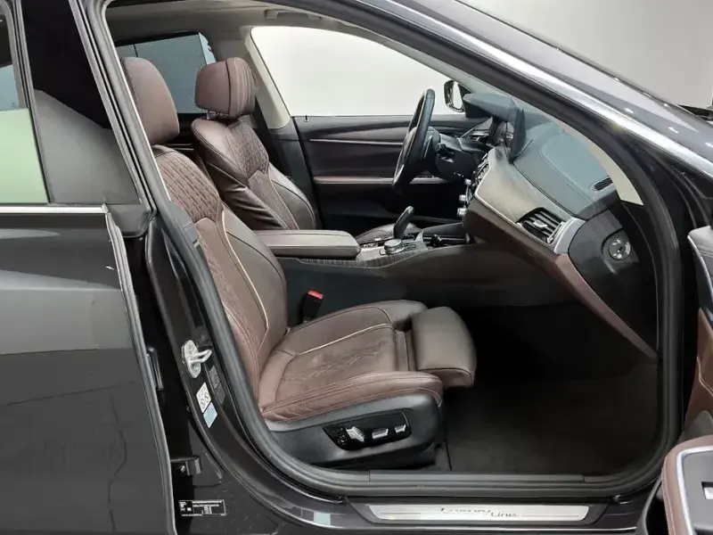 2023 BMW 6 серии с пробегом 97 921 км