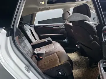 2021 BMW 6 серии с пробегом 79 647 км