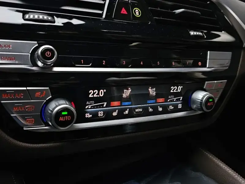2021 BMW 6 серии с пробегом 79 647 км