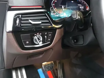 2021 BMW 6 серии с пробегом 97 018 км