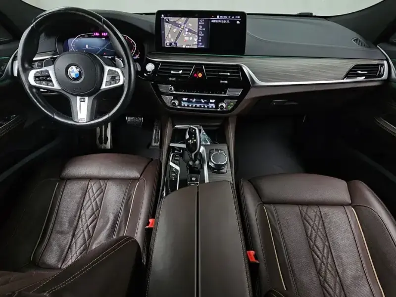2021 BMW 6 серии с пробегом 169 588 км