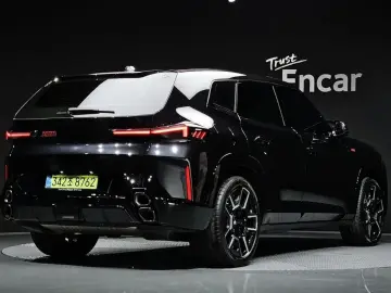 2026 BMW XM с пробегом 4 211 км