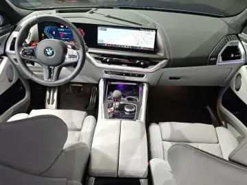 2026 BMW XM с пробегом 4 211 км