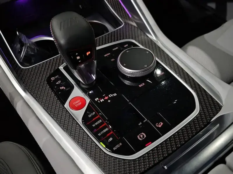 2026 BMW XM с пробегом 4 211 км