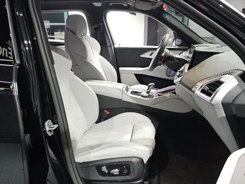 2026 BMW XM с пробегом 4 211 км