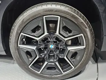 2026 BMW XM с пробегом 4 211 км