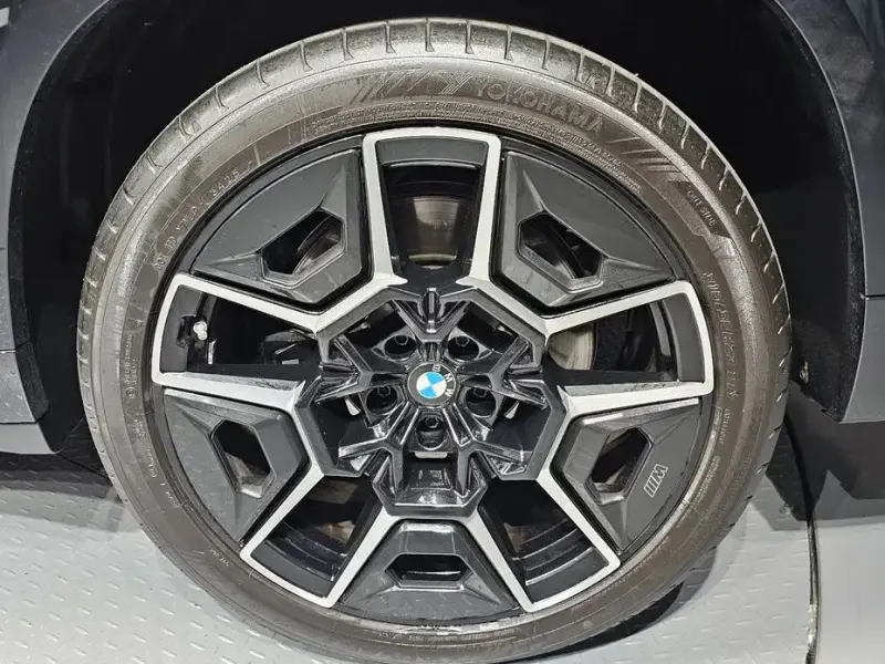 2026 BMW XM с пробегом 4 211 км