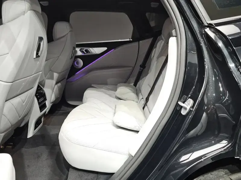 2026 BMW XM с пробегом 4 211 км
