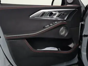 2024 BMW XM с пробегом 18 810 км