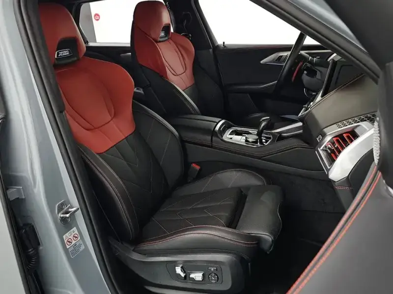 2024 BMW XM с пробегом 18 810 км