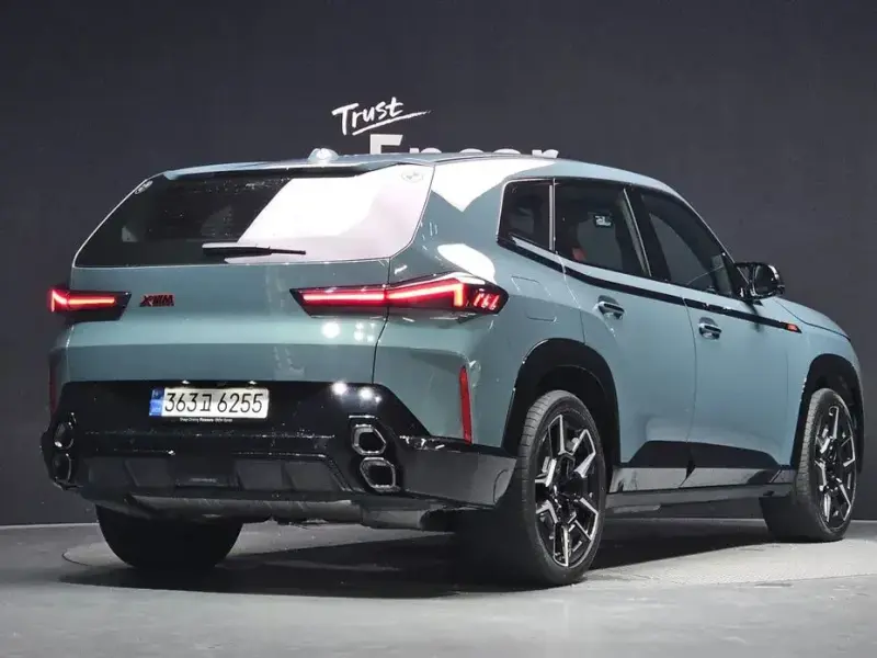2025 BMW XM с пробегом 5 317 км