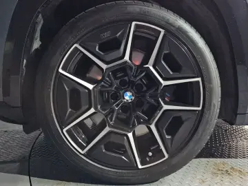 2025 BMW XM с пробегом 5 317 км