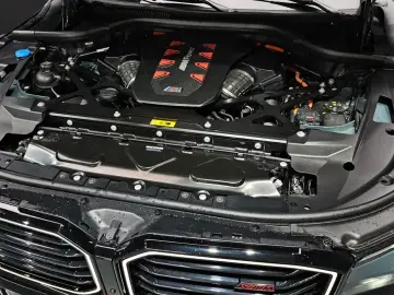 2025 BMW XM с пробегом 5 317 км