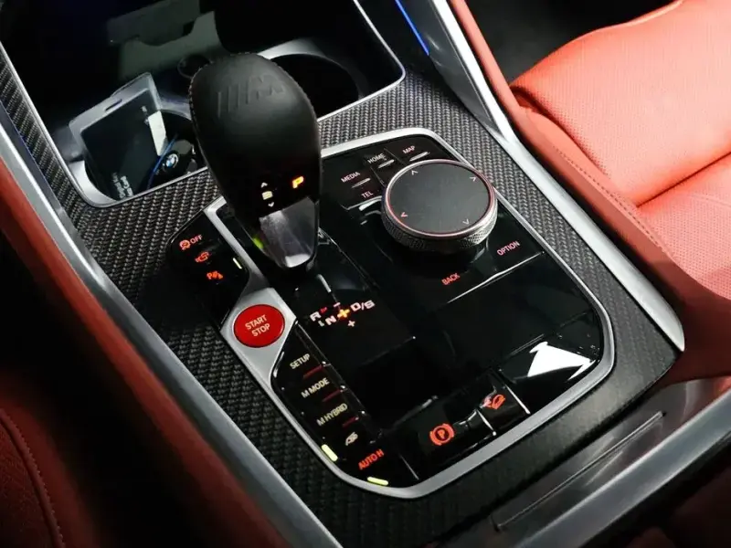 2025 BMW XM с пробегом 5 317 км