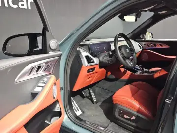 2025 BMW XM с пробегом 5 317 км