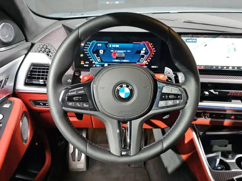2025 BMW XM с пробегом 5 317 км