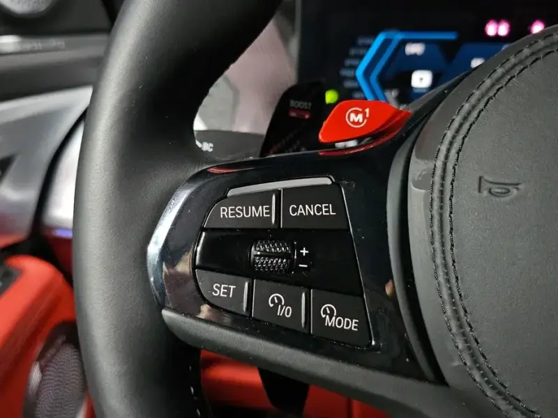 2025 BMW XM с пробегом 5 317 км