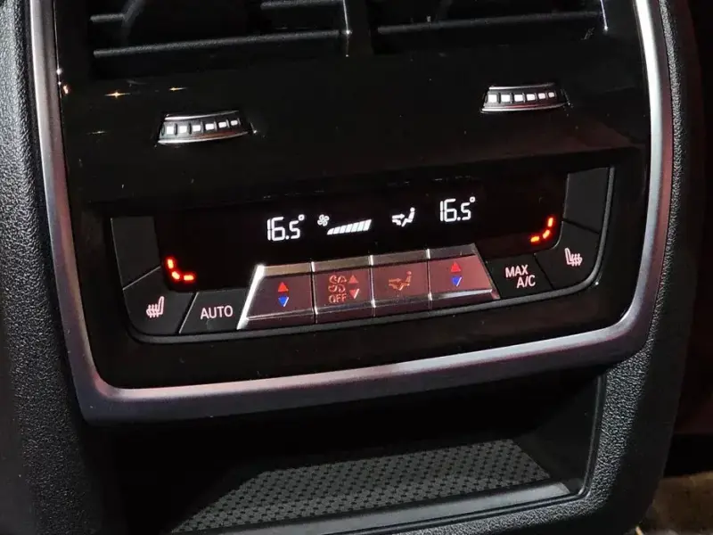 2025 BMW XM с пробегом 5 317 км