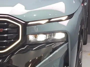 2025 BMW XM с пробегом 5 317 км