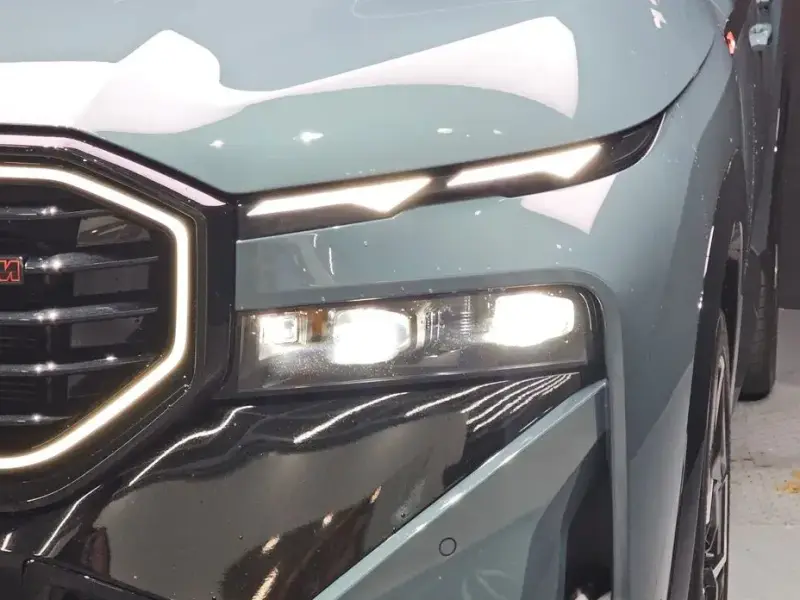 2025 BMW XM с пробегом 5 317 км