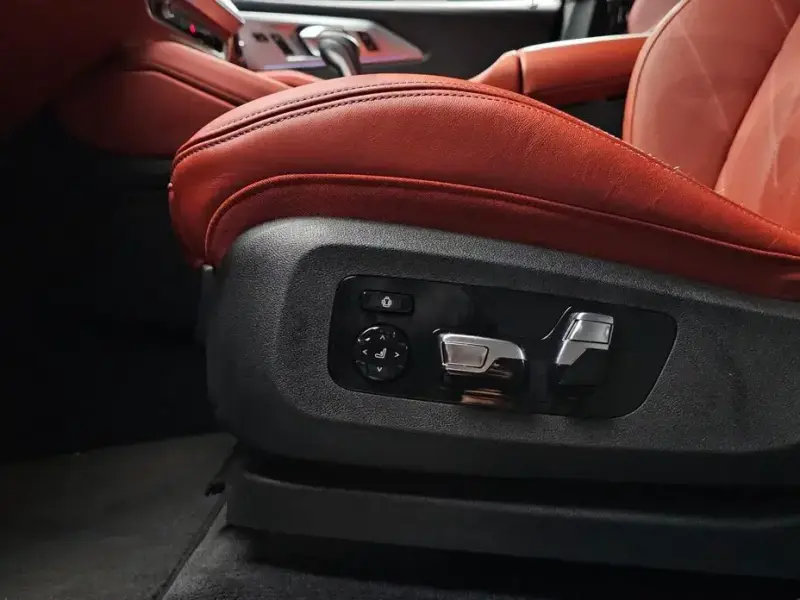 2025 BMW XM с пробегом 5 317 км