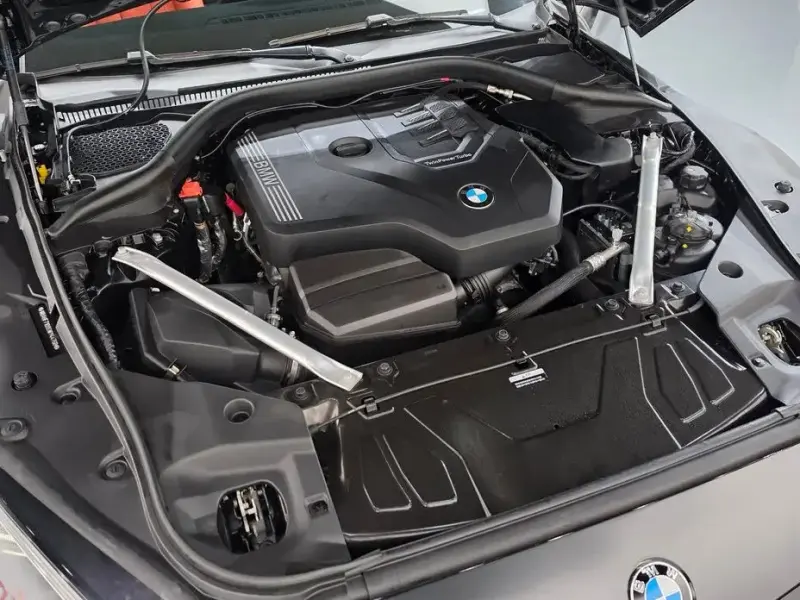 2025 BMW Z4 с пробегом 12 503 км